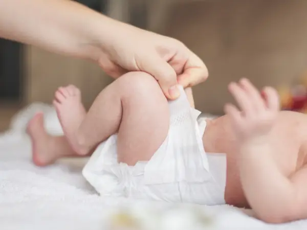 Baby luier verwisselen